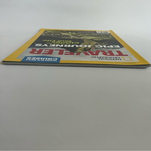 National Geographic Traveler magazine April May 2017 paperback - Picture 7 of 15